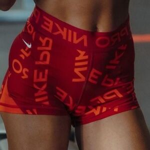Shorts Nike Red